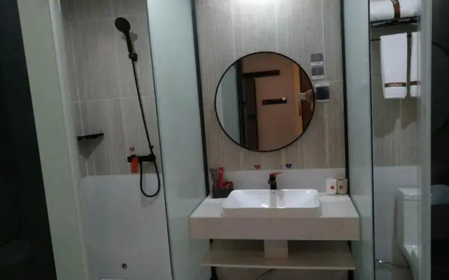 Thank Inn Hotel Guizhou Tongren Wanshan District South Expressway