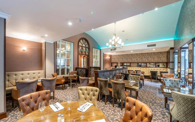Dunadry Hotel and Gardens