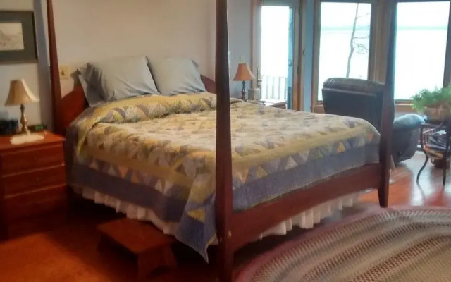 Wave Walker Bed and Breakafast