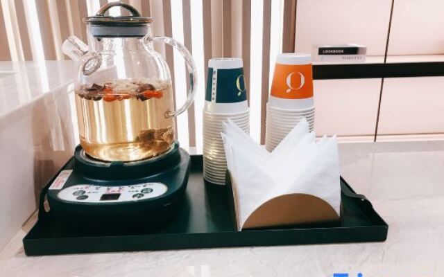 Orange Hotel （Yining  Wanrong Square  Hanbin Park）