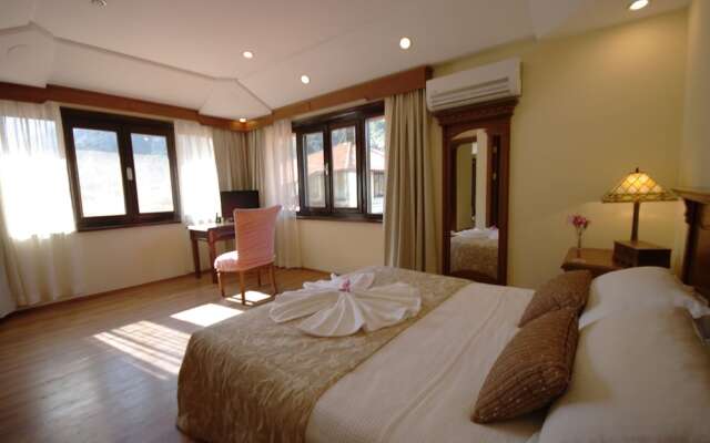 Alarga Sail Boutique Hotel & Yacht Club