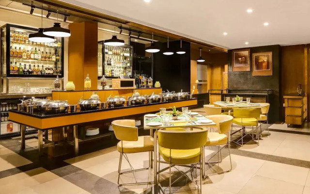 Lemon Tree Hotel Viman Nagar Pune