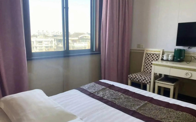 Shanghai Quanquan Hotel (Baoshan Wanda Plaza)