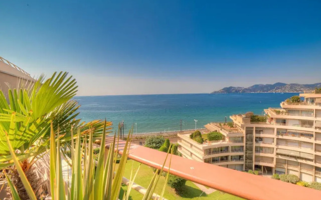 Le Cygne Apartment 1