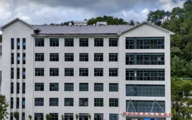 Herun Traditional Chinese Medicine Health Theme Hotel – Exterior – Luan