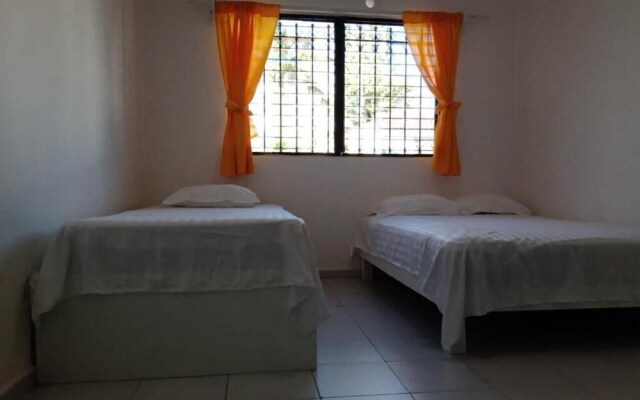 Las Palmas Hostal - Hostel