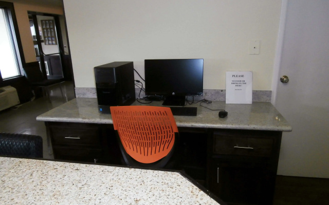Americas Best Value Inn & Suites Thief River Falls - фото 2