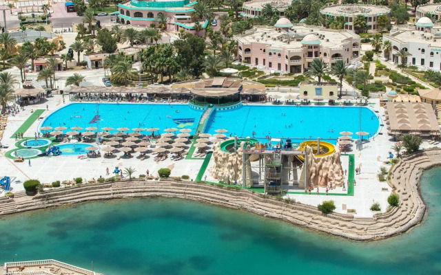 Golden 5 Topaz Suites Hotel