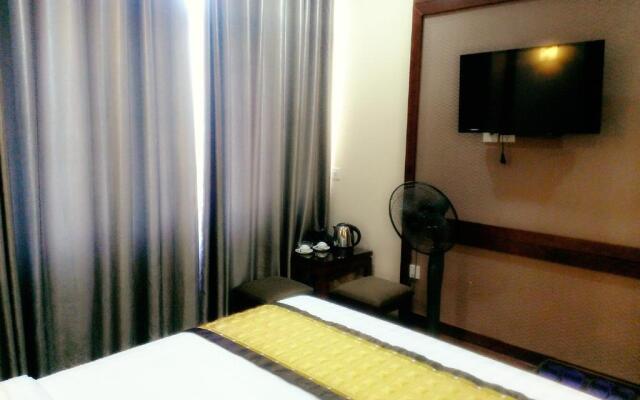 Tea Hotel