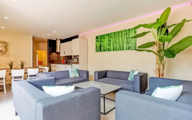 Modern Holiday Home in Avelgem with Sauna & Hot Tub
