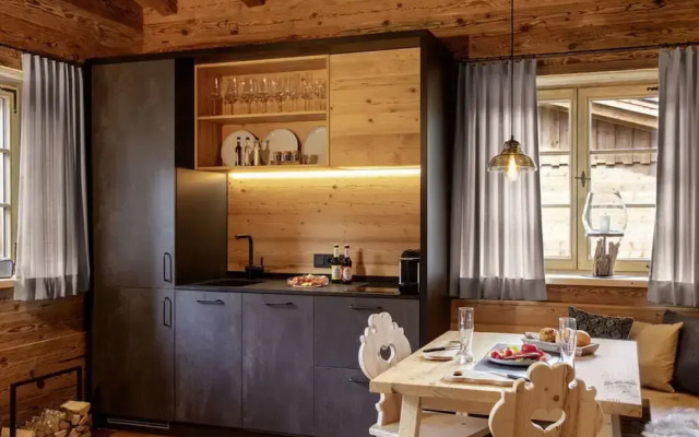 Alpgluck Chalet Modern Retreat