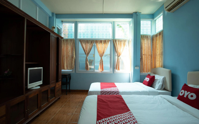 OYO 402 Raknatee Resort