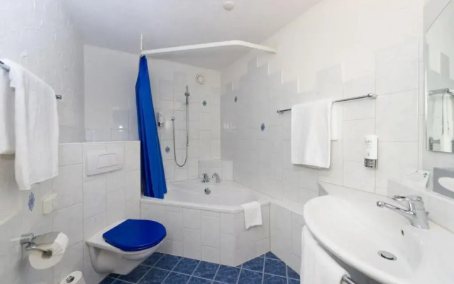Apart-Hotel Operated By Hilton