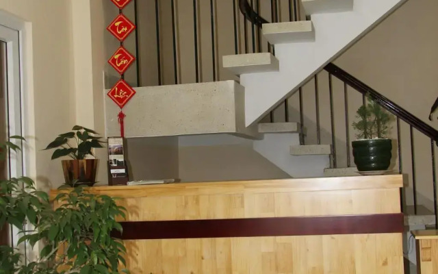Grandma Hostel Dalat