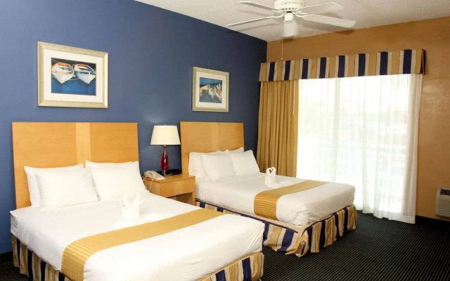 Chart House Suites and Marina