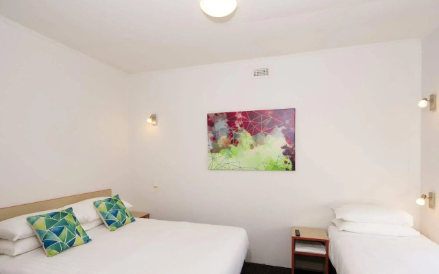 Mowbray Hotel