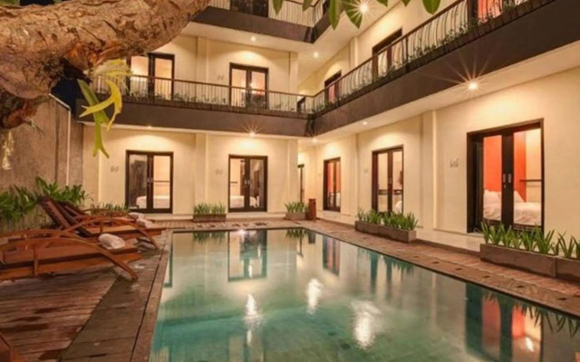 Zuk Hotel