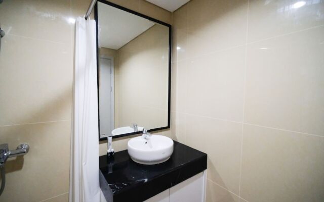 Simple And Clean 2Br At Grand Sungkono Lagoon Apartment