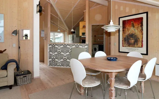 6 Person Holiday Home in Hadsund-by Traum