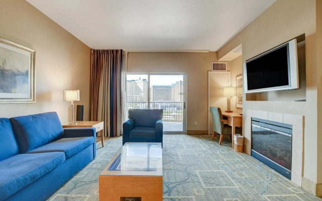 Platinum Suites Hotel and Spa