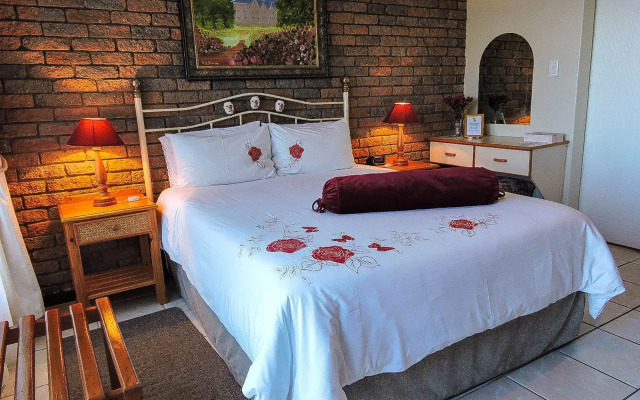 Amzee Bokmakierie Guest House