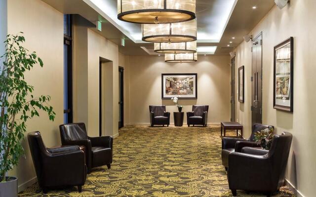 Mark Spencer Hotel