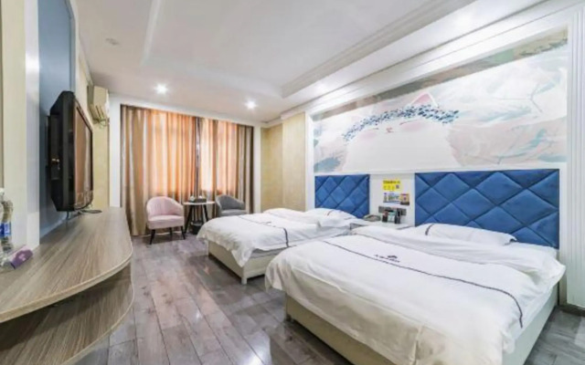 Tengchong Tianrui Hotel