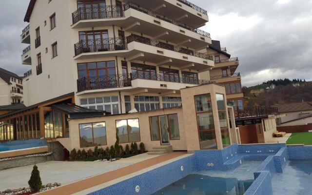 Milmari Resort Premier 47