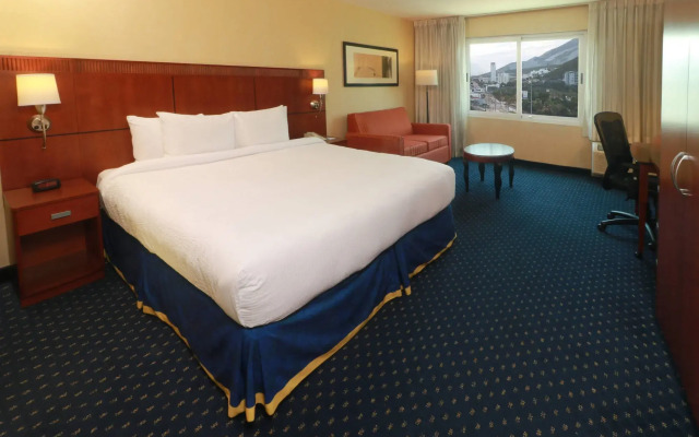 Courtyard Monterrey San Jeronimo/Valle