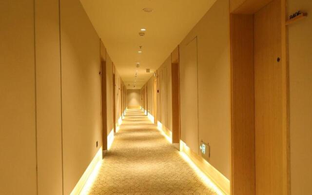 Ji Hotel (Changchun Jingyue Xincheng Street)