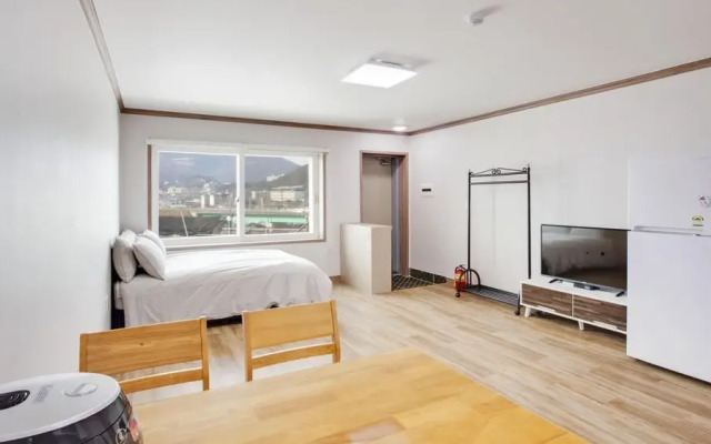 Gapyoeng New Cheongpyeong Pension