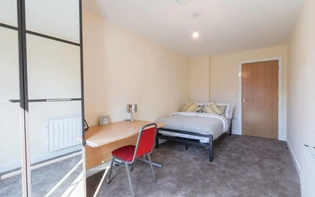 3 bed City Centre Apartment