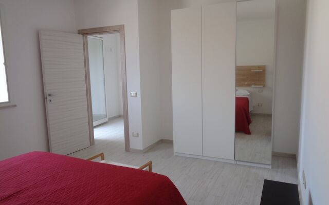Eryx Apartments