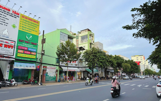 Mini House 365 Holdings Ly Tu Trong