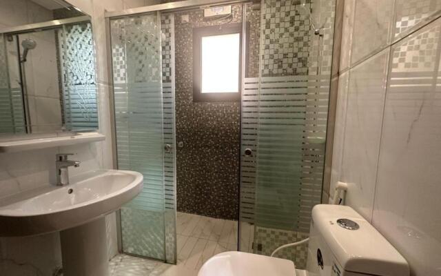 Yan Apartments Hotel