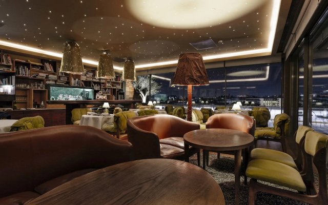 New Hotel