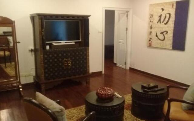 Samsen Suites/ 2 Br Suites for less