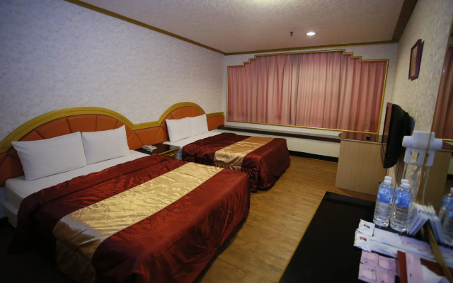 Lan Yin Hotel