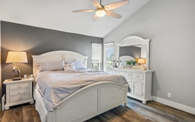 Pier Perfection K101 3 Bedroom Condo