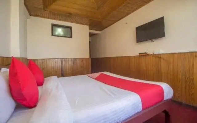 Monarch Hotel By OYO Rooms