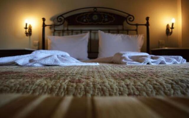 Etheres Tzoumerkon Mountain Resort