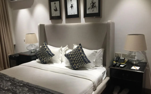 Avenue Suites Hotel
