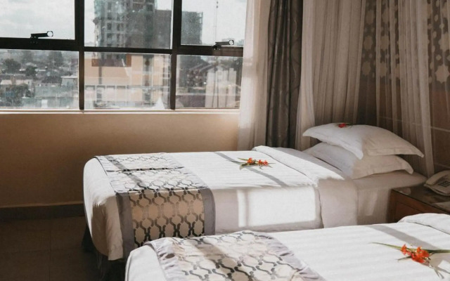 Saab Royale Hotel