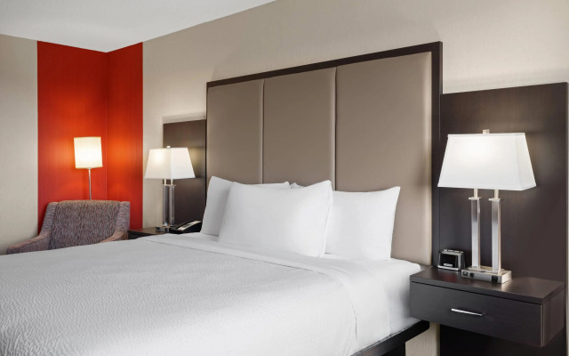 Ramada by Wyndham Saskatoon