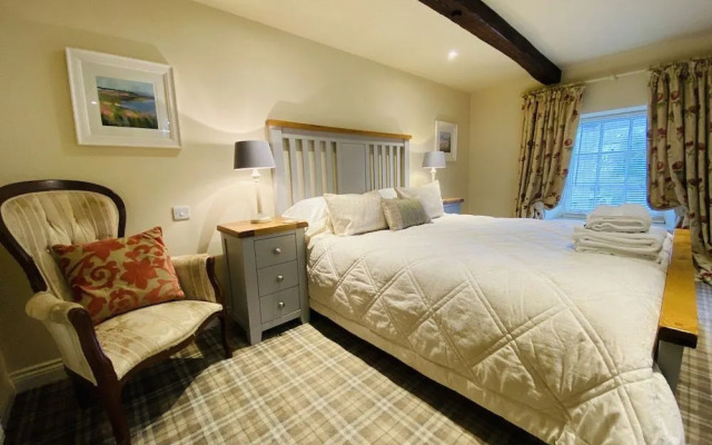 The Moon Inn at Stoney Middleton