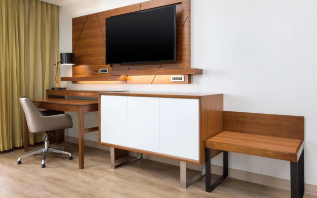 Courtyard by Marriott Santa Monica