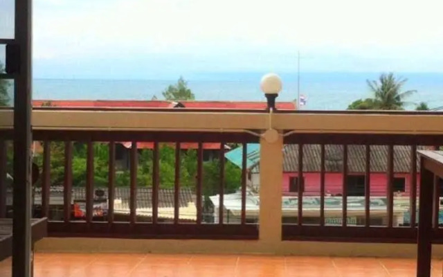 Lanta Mattia Bungalows and Resort