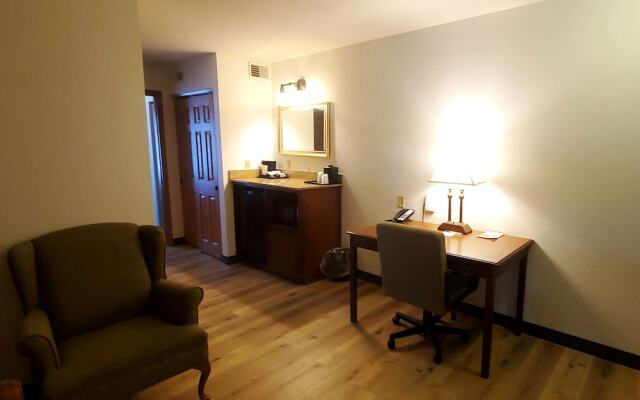 Wingate by Wyndham Youngstown/Austintown