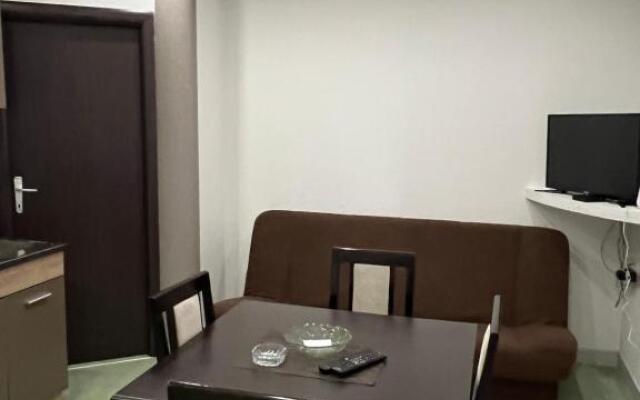 Apartments Vila Brzi & Beka