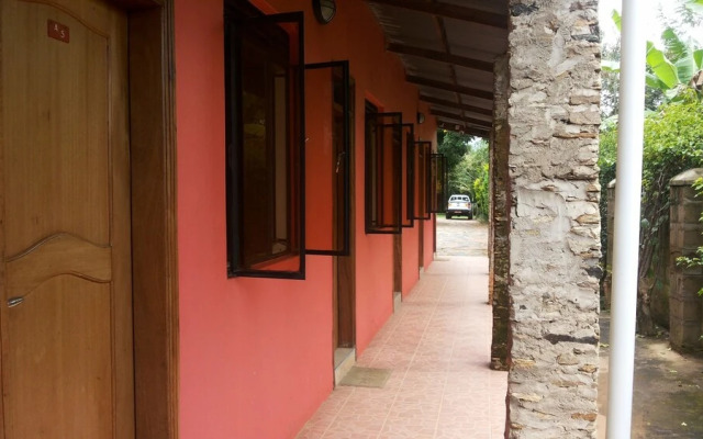 White Castle Hotel Arua